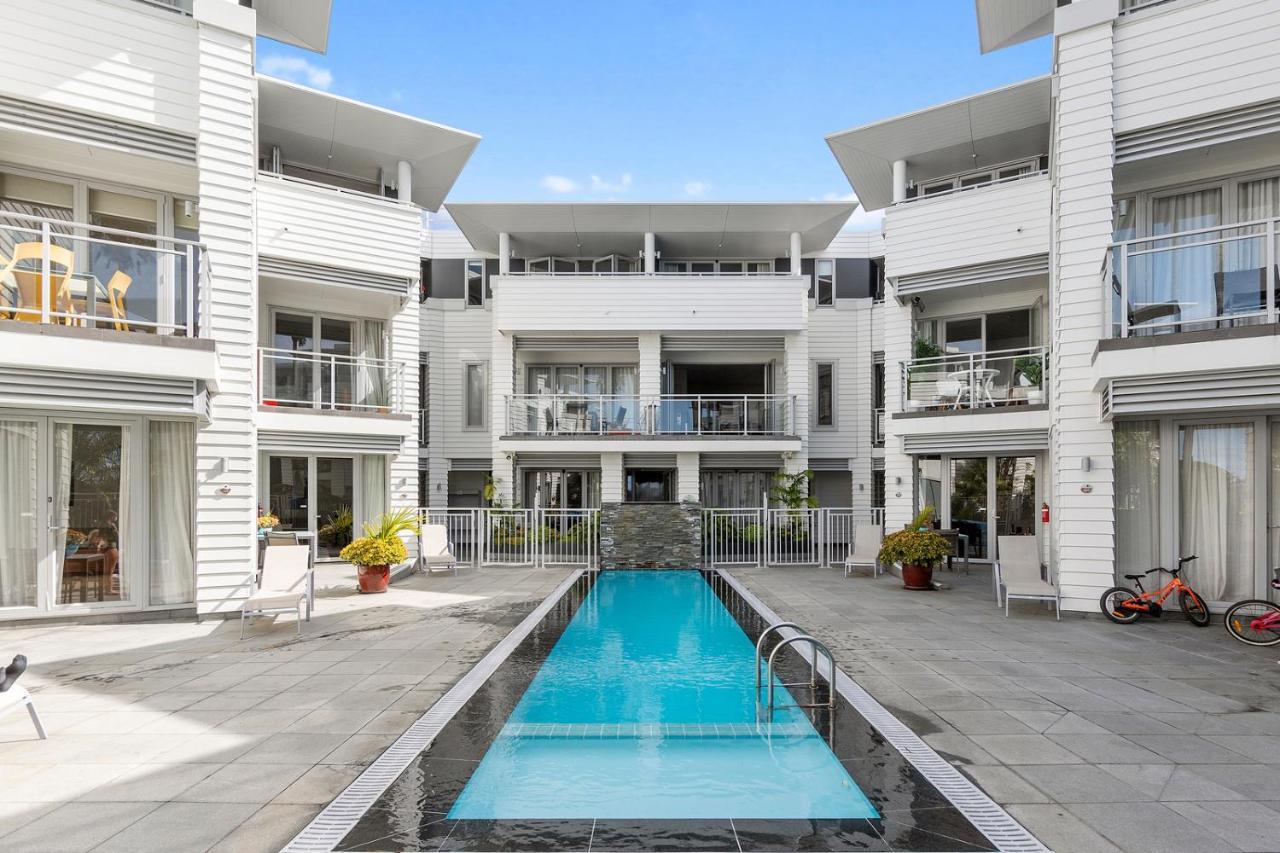 Paihia 2 Bedroom Apartment With Pool エクステリア 写真