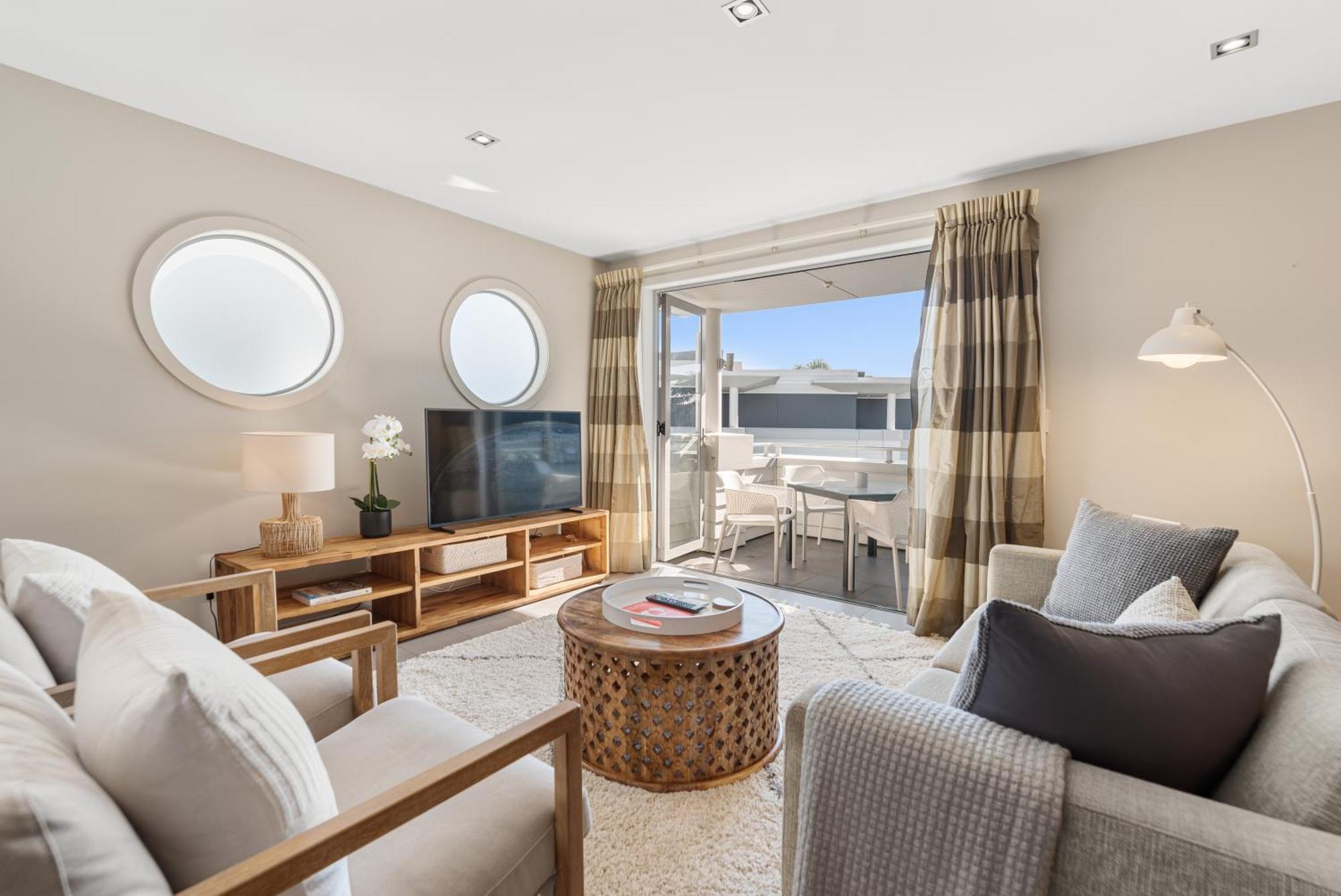 Paihia 2 Bedroom Apartment With Pool エクステリア 写真